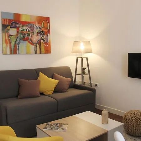 Cozy And Practical Cocoon At The Heart Of Apartamento Paris
