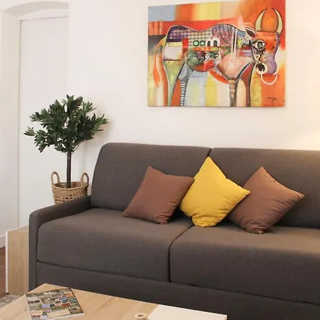 Cozy And Practical Cocoon At The Heart Of * Paris